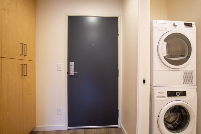 Building Photo - Modern & Chic Corner 1-Bed w/Private Balcony!