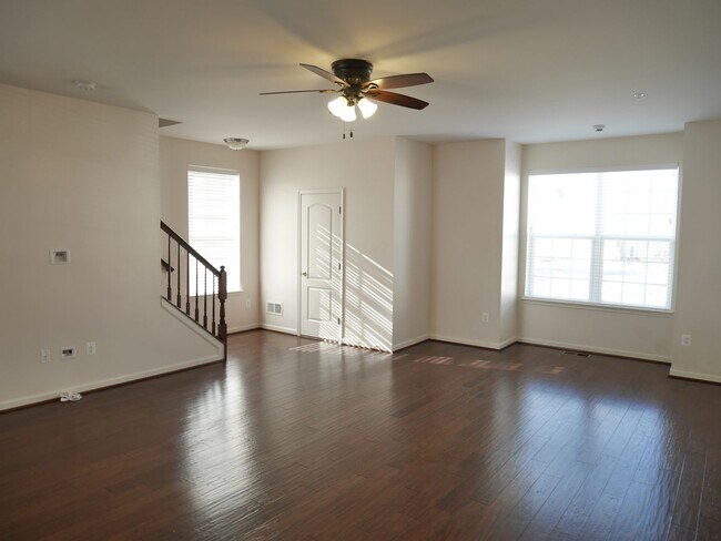 Building Photo - Large End-Unit Townhome- Owings Mills, MD