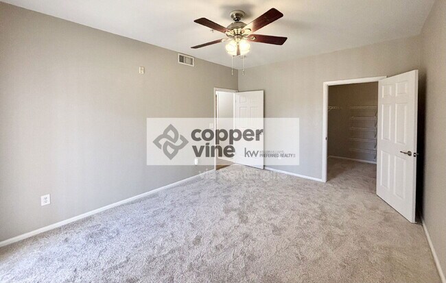 Building Photo - 2855 Blue Sky Cir