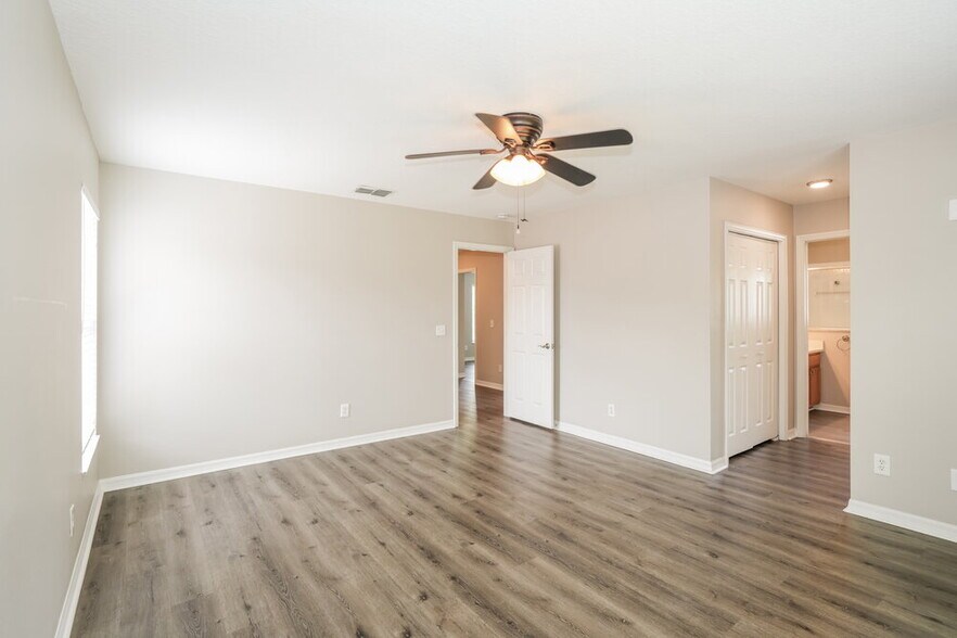 Building Photo - 7814 Citrus Blossom Dr