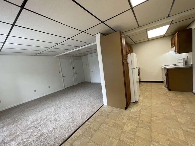 Building Photo - 3961 Brown Ave