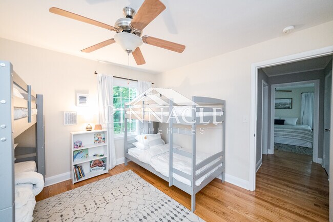 Bedroom 4 - Bunk Bedroom - 126 Tomahawk Industrial Park