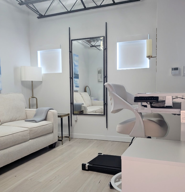 Building Photo - 5008 S MacDill Ave