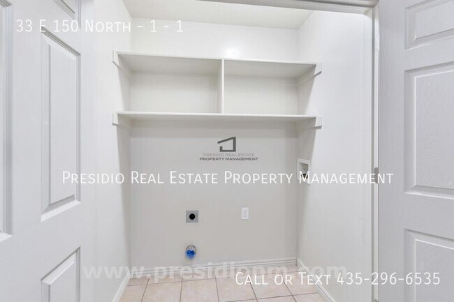 Building Photo - 33 E 150 N