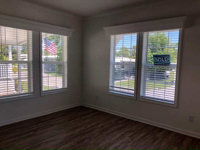 Building Photo - 1104 Jacaranda Ct