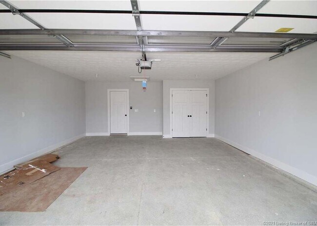 Building Photo - 4448 Venice Way