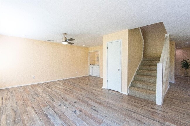 Building Photo - 613 Doe Trail