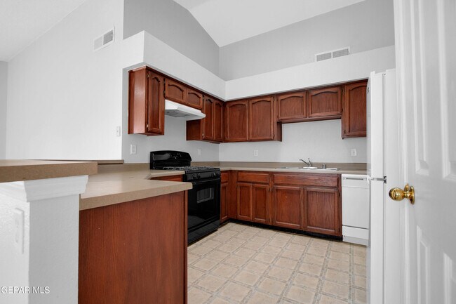Building Photo - 12701 Tierra Monje Ln
