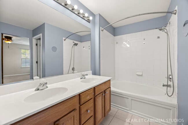 Building Photo - 413 Blue Ridge Dr