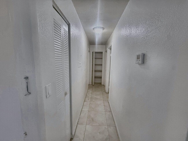 Building Photo - 1728 NW 114th St