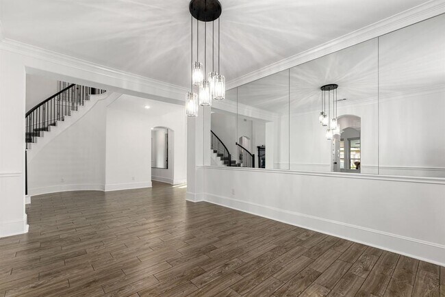 Building Photo - 16202 Coyote Run Ln