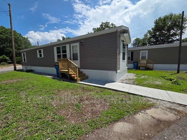 Building Photo - 162 Dunewood Dr