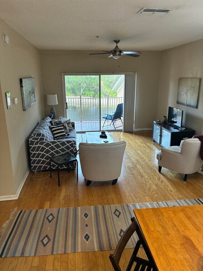 Building Photo - 510 Florida Club Blvd