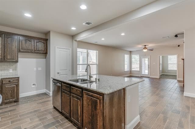 Building Photo - 6332 Crossvine Trail
