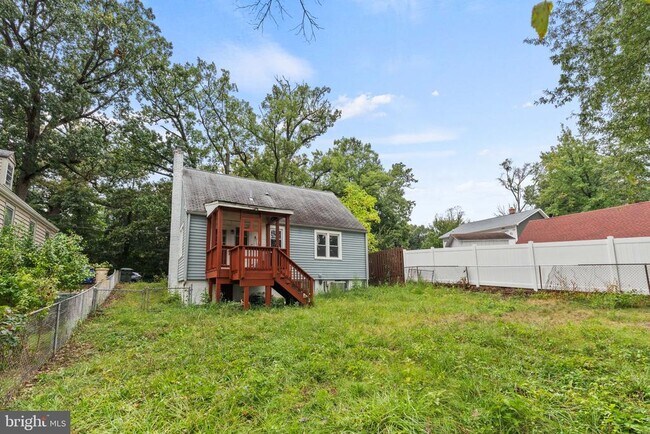 Building Photo - 9609 48th Ave