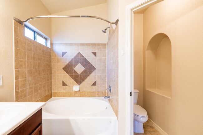 Building Photo - 14381 Alma Point Dr