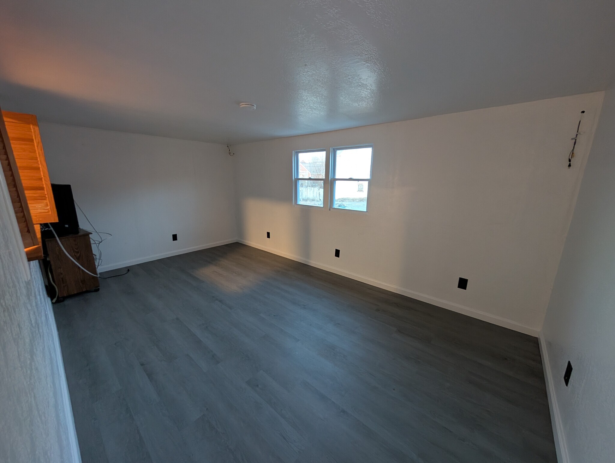 Living Room - 1508 Woodmont Ave