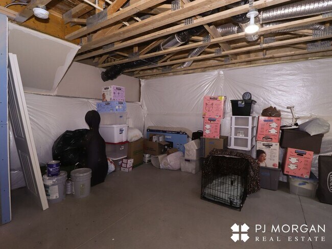 Building Photo - 14586 Potter Cir