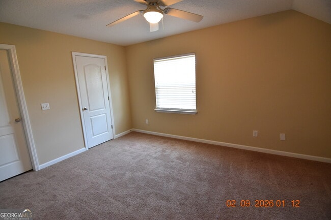 Building Photo - 322 Gary Cir