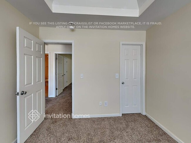 Building Photo - 140 Ontario Dr