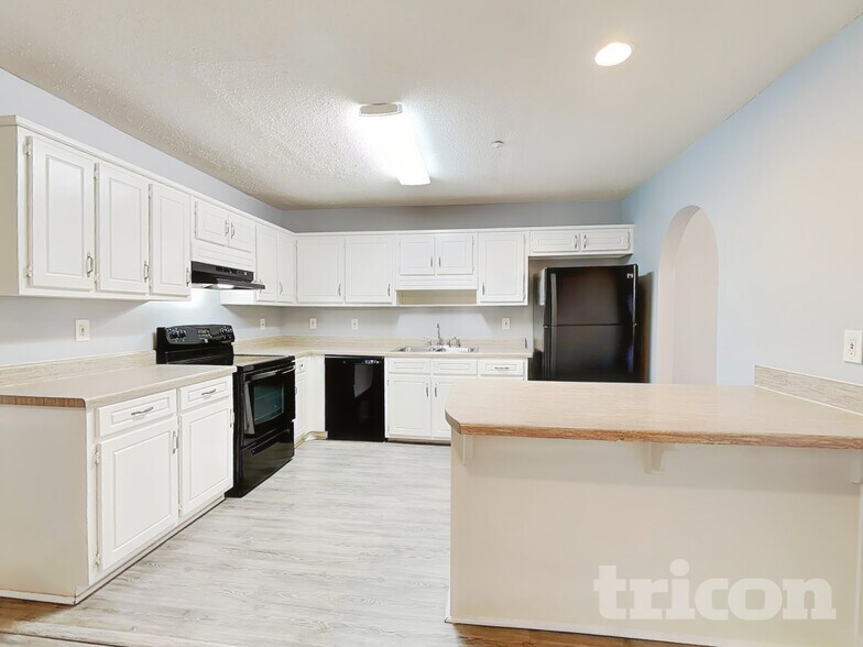 Building Photo - 3796 Soapstone Rd