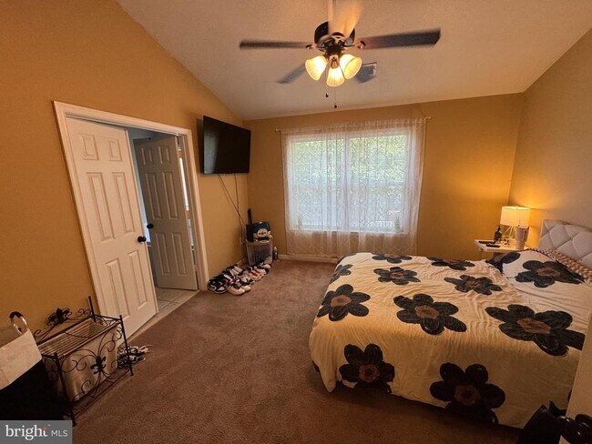 Building Photo - 6101 Lands End Ct