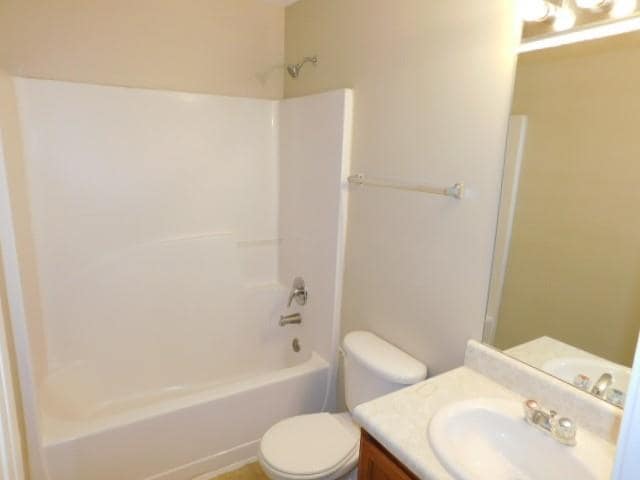 Building Photo - 6931 ? Bonnes Blvd