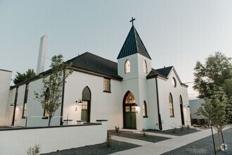 Building Photo - 2 Bed/2 Bath Historic Church Conversion in...