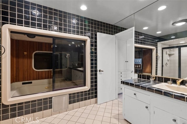 Building Photo - 1218 Flintridge Cir
