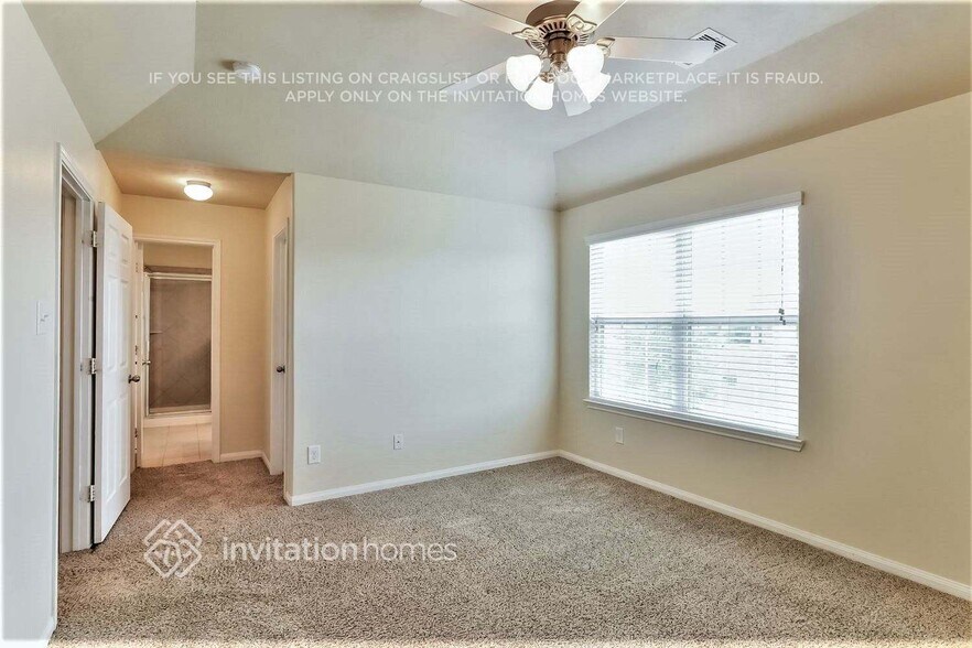 Building Photo - 5902 Deep S Dr