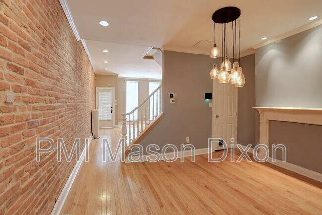 Building Photo - 18 N Patterson Park Ave