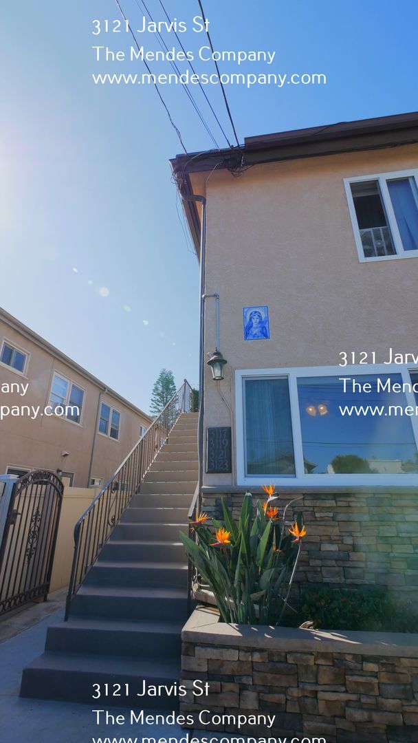 Primary Photo - 3121 Jarvis St