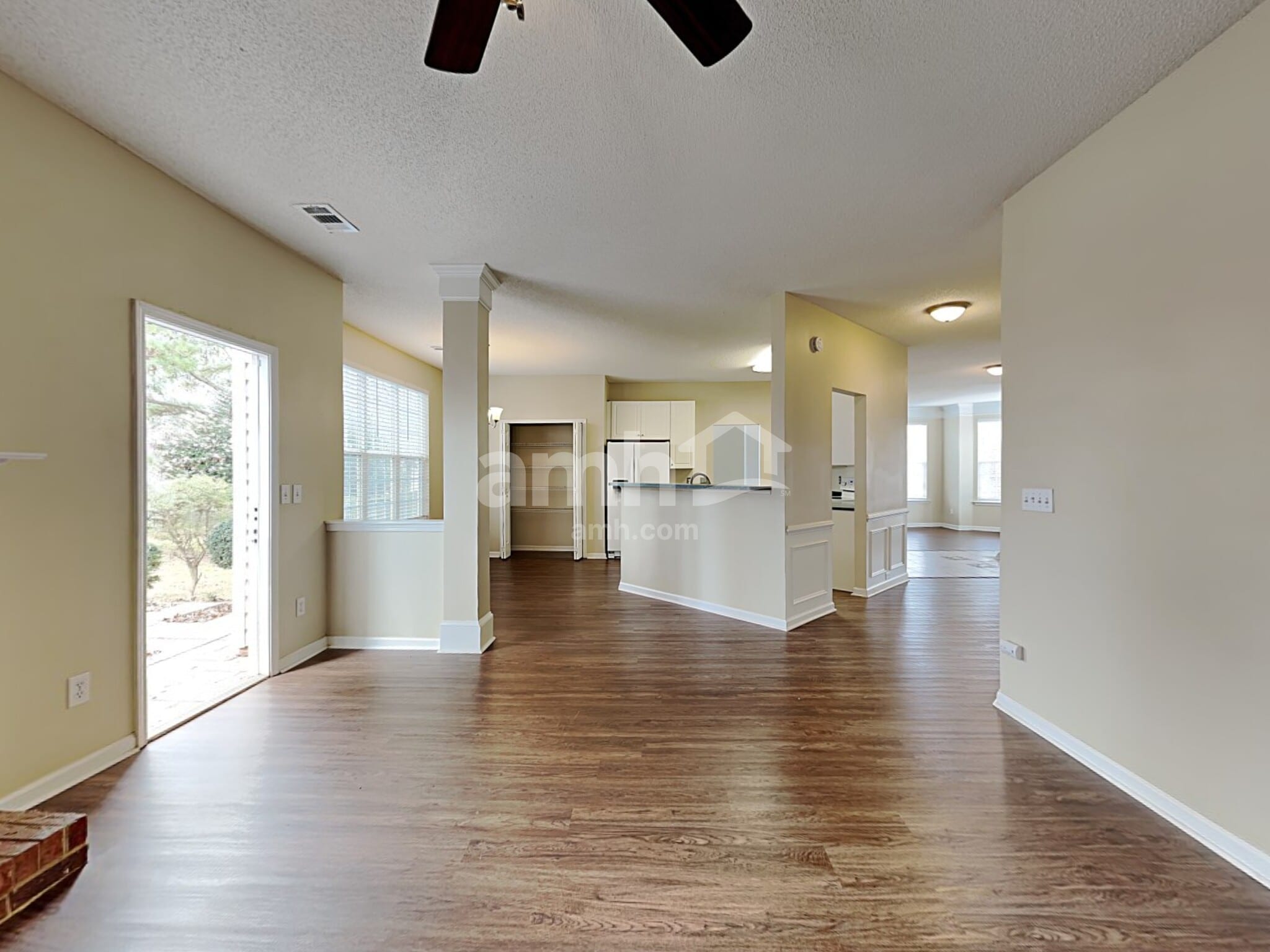 Building Photo - 145 Sandy Ln