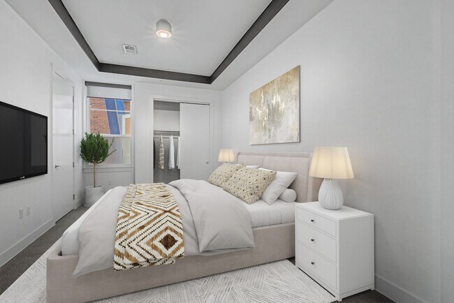 Building Photo - Congress Park High Rise Living! Huge Main Floor 2 Bed 2 Bath