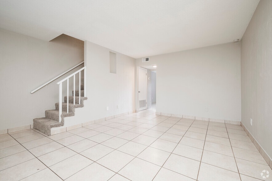 2 BR, 1.5 BA - 1050 SF - Living Room - The Palms at Daytona