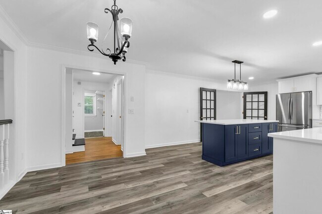 Building Photo - 125 River Way Dr