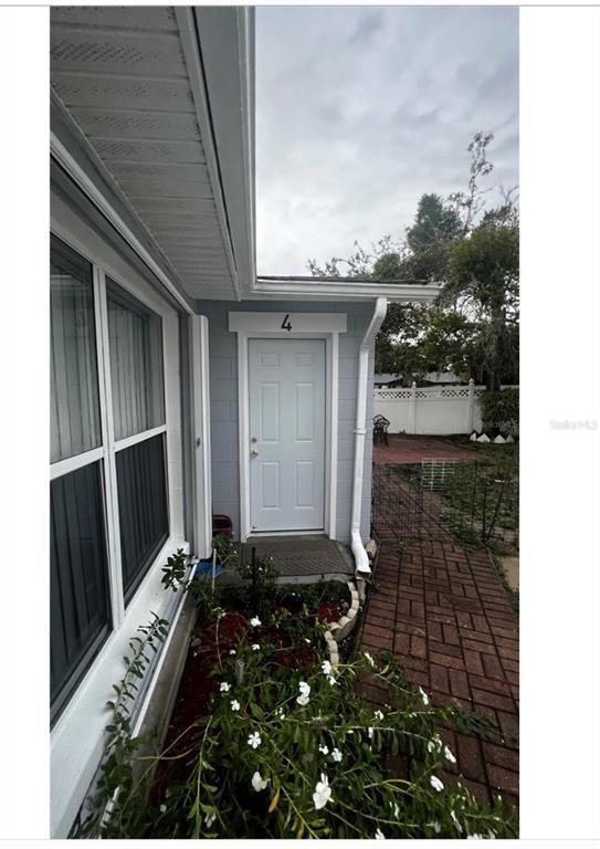 Building Photo - 111 Cuautla Way