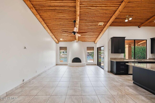 Building Photo - 9969 E Bayview Dr