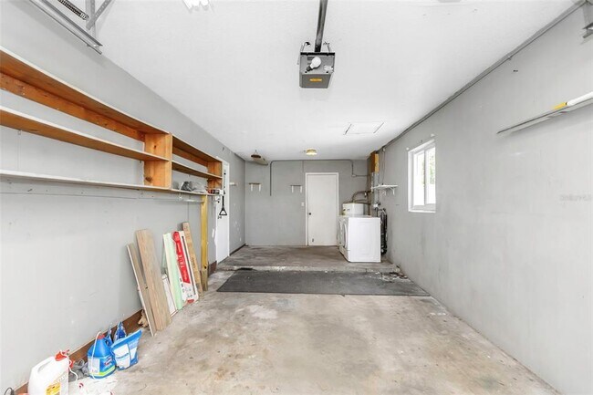 Building Photo - 6842 62nd Ave N