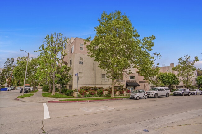 Building Photo - 11230 Peach Grove St