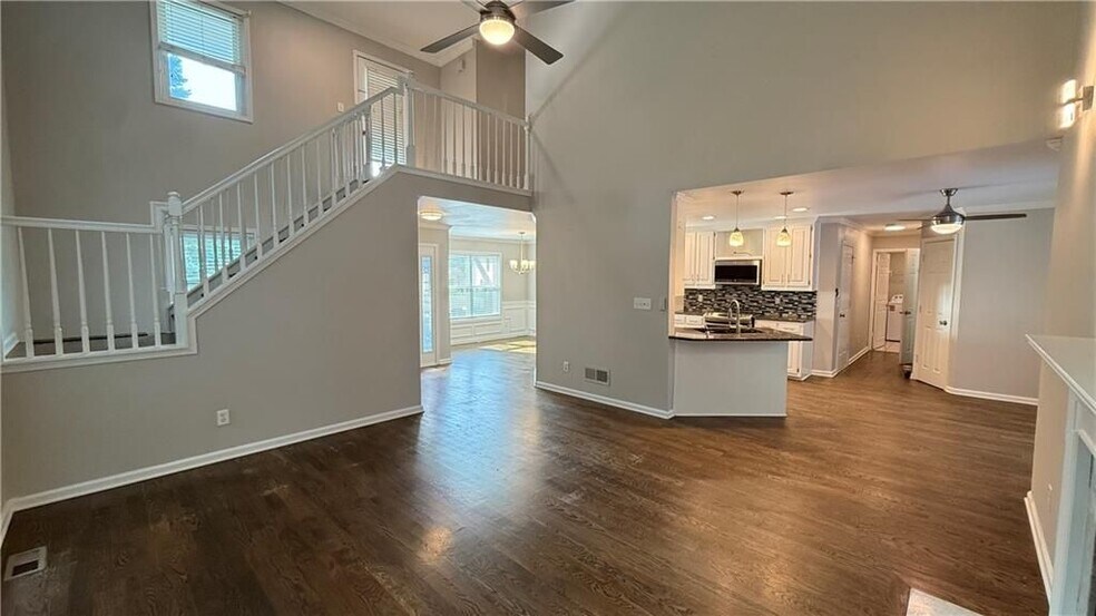 Building Photo - 737 Calico Ln