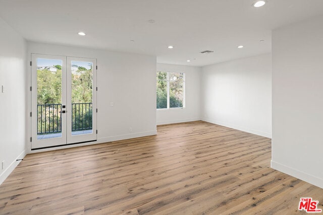 Building Photo - 3373 Coldwater Canyon Ave