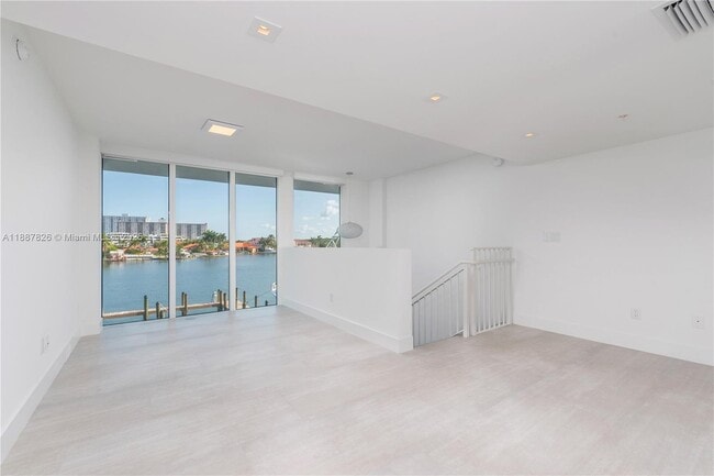 Building Photo - 400 Sunny Isles Blvd