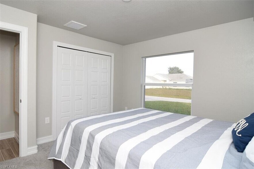 Building Photo - Coming  Soon Stunning  3 bedroom 2 bathroom single family home.