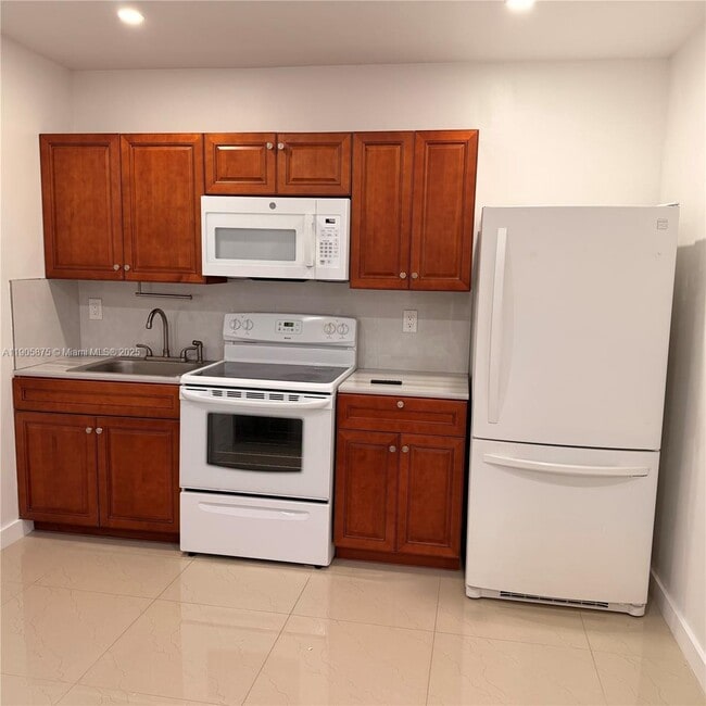 Building Photo - 6524 Wiley St