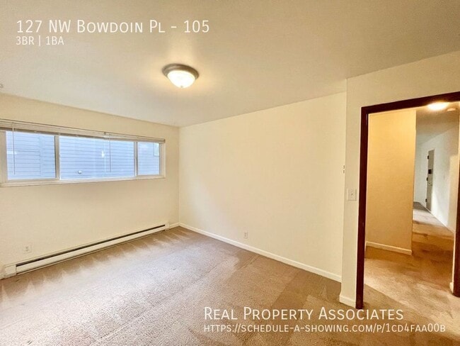 Building Photo - 127 NW Bowdoin Pl