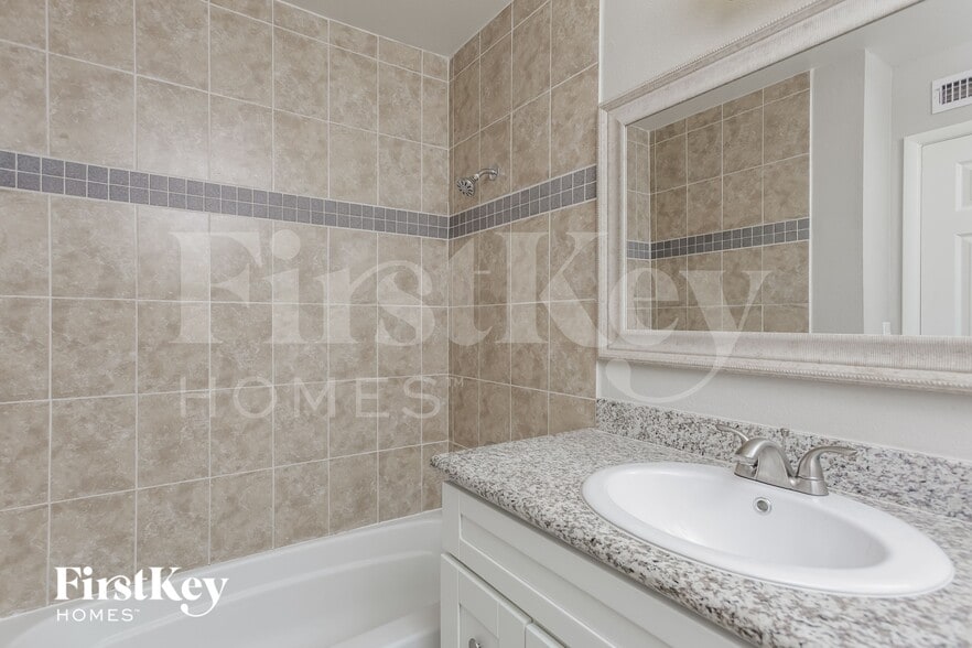 Building Photo - 4317 Newcastle Rd