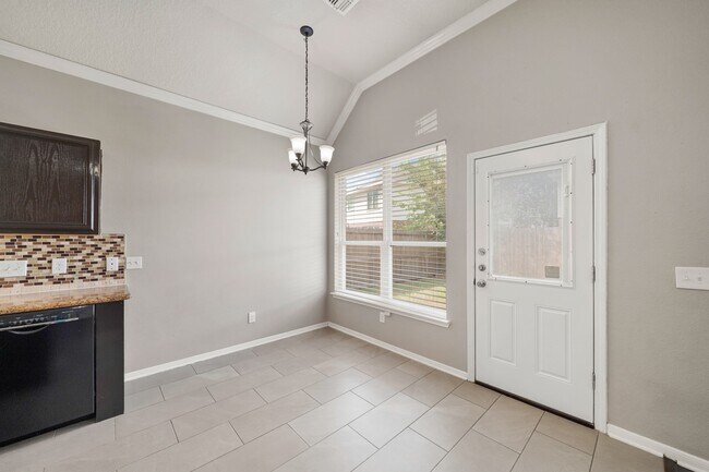 Building Photo - 6505 Sage Ct