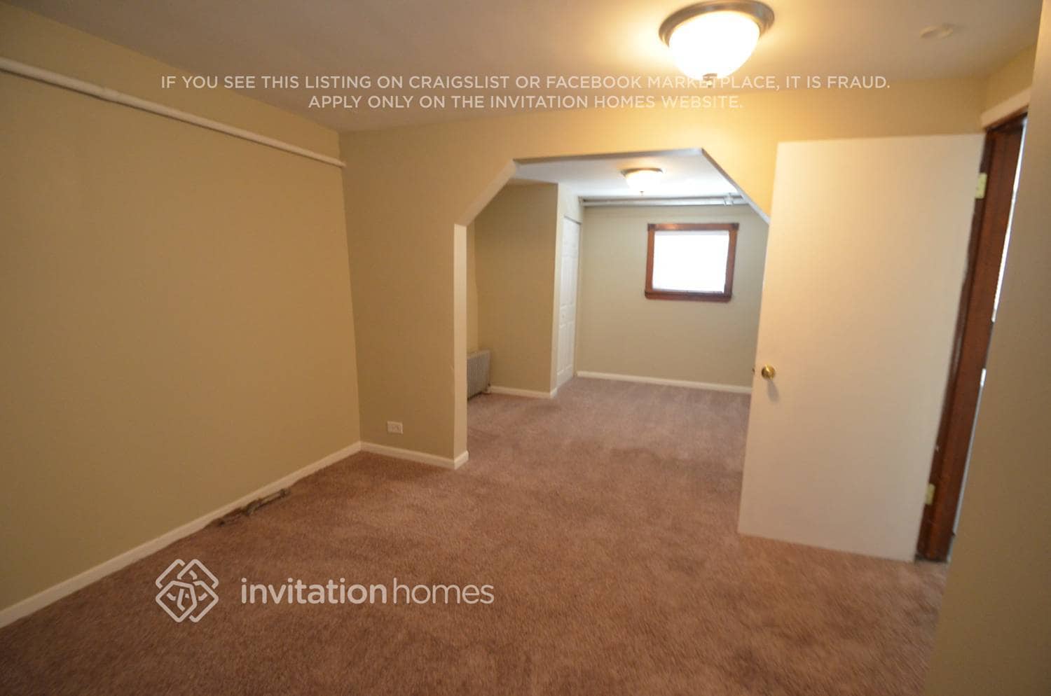 Building Photo - 6200 S Meade Ave