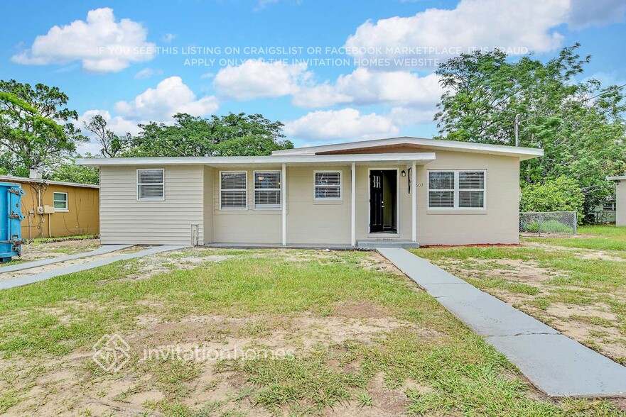 Building Photo - 5603 Cortez Dr